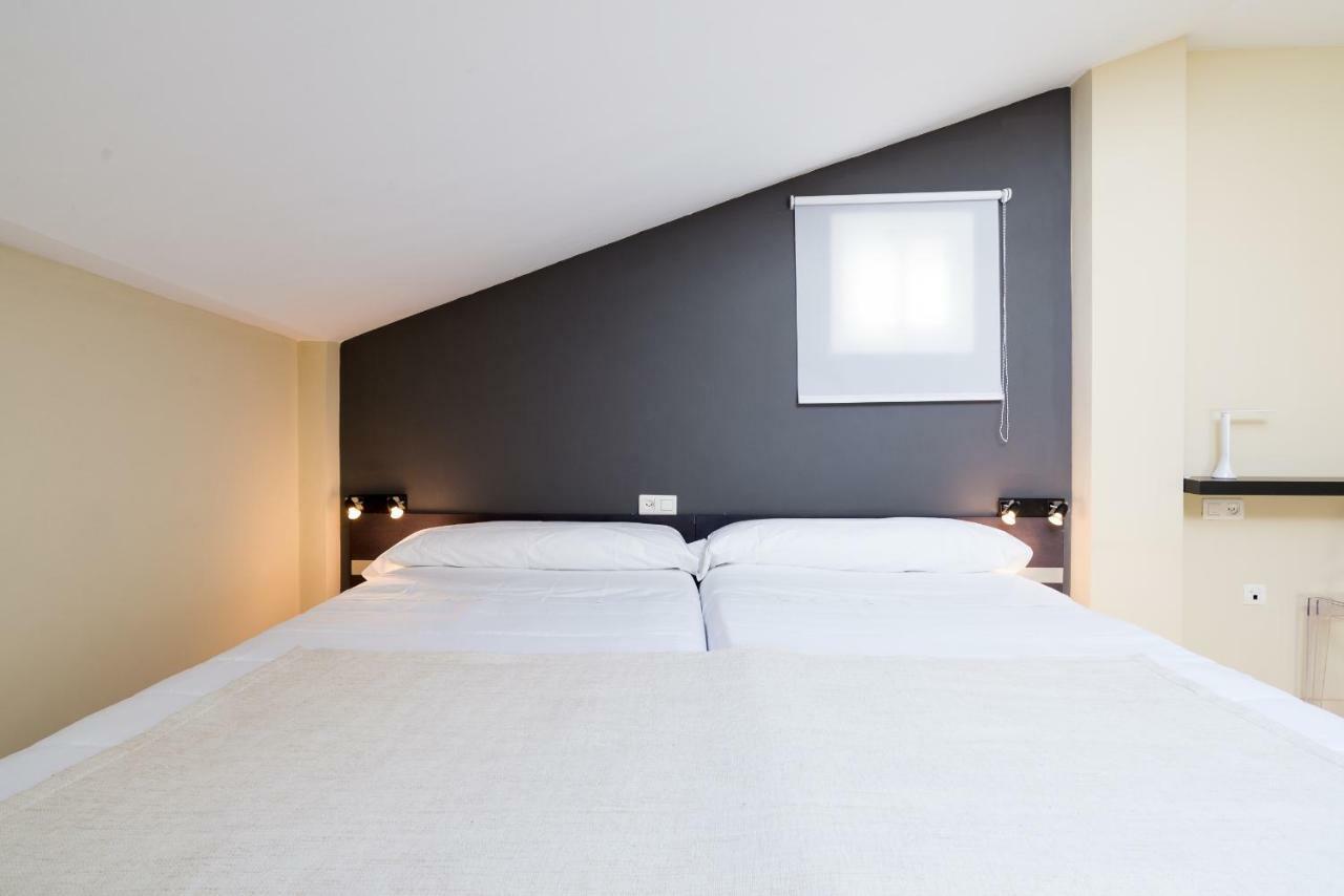 Апартаменты Gr3-Renovated Apt Next To Old Town With Cozy Terrace Малага Экстерьер фото
